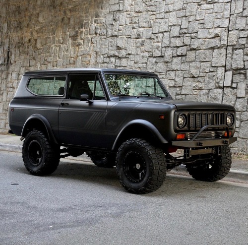 XXX utwo: 1976 International Scout 2 © motorcarstudio photo