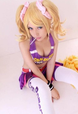 dirty-gamer-girls:  Super hot Chilean Cosplay