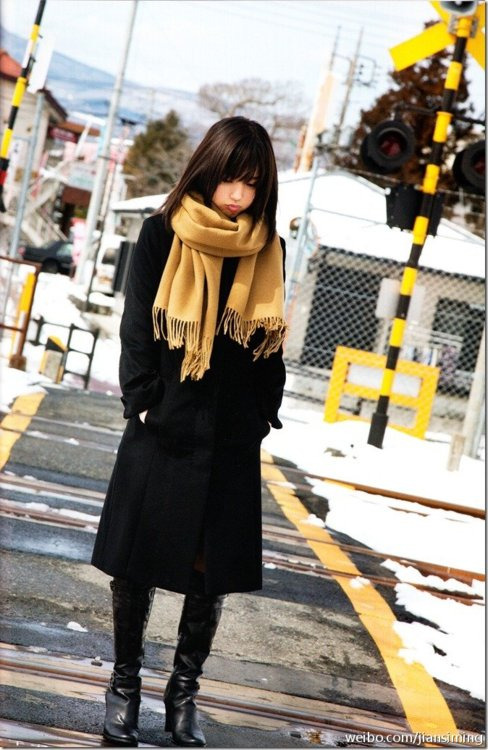 ililyoppilil:  真野恵里菜 