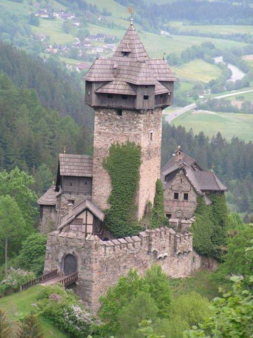 ancientorigins:Falkenstein Castle, Austria