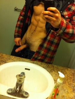 instaguys:  Guys with iPhones Source: gwip.me 