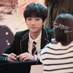 inbaq:   140118 Yeouido Fansign - Jinyoung  cr: 19911118net