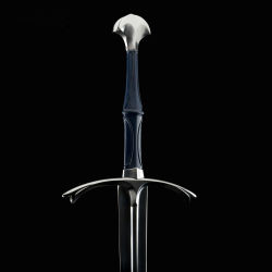 art-of-swords:15 “must read” books for German longswordThis list will set out a basic bibliography of 15 book that are a “must have” for the personal library of every serious practitioner of German longsword. The list is my personal opinion, based