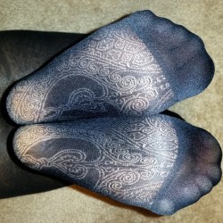 herhosiery:  Paisley feet! = ) #pantyhose #nylons #tights #tightsfetish #pantyhosefetish  #nylonfetish #pantyhoselegs #pantyhosefeet #fetish #opaques #opaquetights