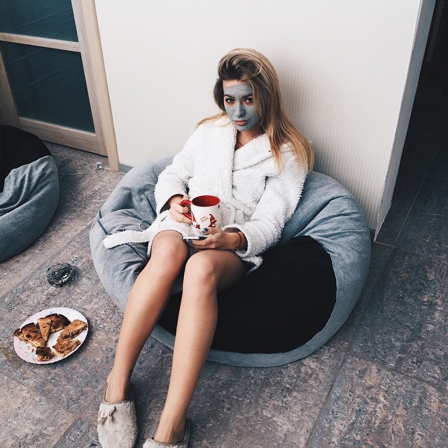topinstagirls:  Check out @buduveritvbuddu and more at topinstagirls.tumblr.com ♡