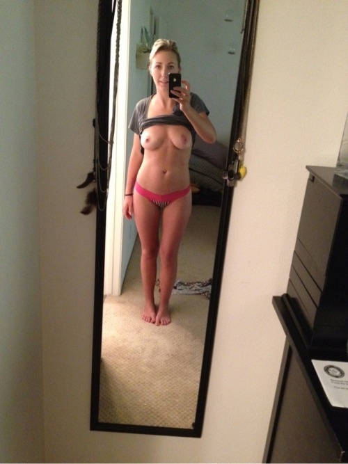 nopornhere:  Mirror Shots