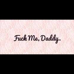 pinkprincessxo-xo:  Please daddy?😫💖