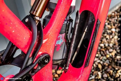 aces5050:(via Pro Bike Check: Hannah Barnes’ Custom Specialized Stumpjumper LT 29 | ENDURO Mountainb