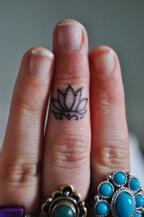 handforgedsolitude:  “You’re like the lotus flower that had to grow through mud to become beautiful.” 