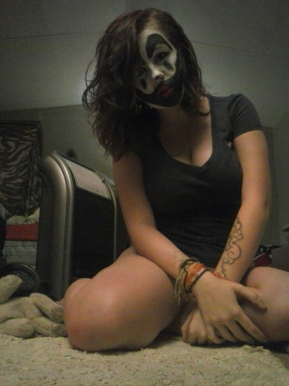 jugga-lugga-lugga-lo:  Juggaloin it up baby (: