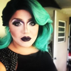 boy-to-girl-transformation:  Drag Queen Diva