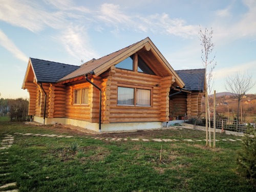 Our Design Project: Log home - Vác, Hungarycrafted by ronkhaz.comphoto credit: Lénárd Filip