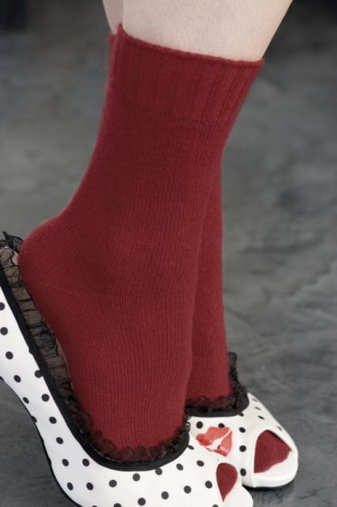 Este Luxe CrewDelightfully soft and cozy cashmere blended wool socks you just can’t wait to sl