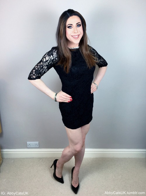 Stepping out in Lace - AbbyCatsUK