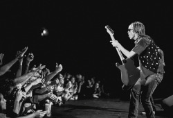 freefallintompetty:    Tom Petty photographed