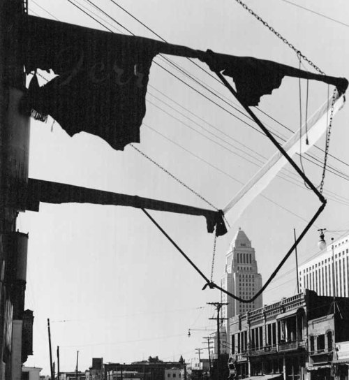 memoriastoica - Los Angeles Street at Ferguson Alley with City...