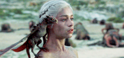 patchface:As Daenerys Targaryen rose to her feet, her black hissed, pale smoke venting from its mout