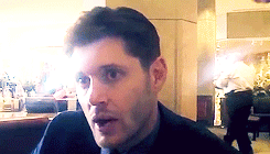 dickiebirdie37:  J2 + crashing each other’s interviews 