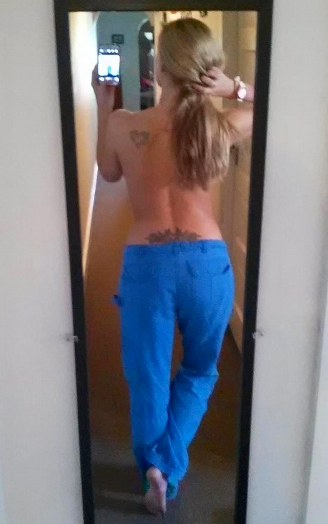 dogsdayswagger:   Bored After Work… 