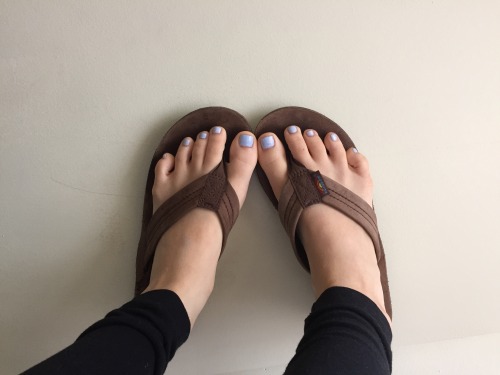 where-the-toes-are: Aumery pastel princess Where the TOES are.