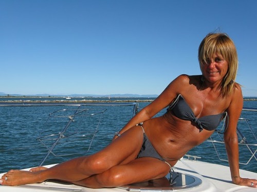 clintswoodie:  Alana, hot slutty 60 year old.  Alana!!! I want a your blowjob :P