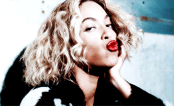 ebonyzerscrooge:  bionss-blog: Yoncé all on his mouth like liquor.  good gaaaawdddddddddddddddddddd