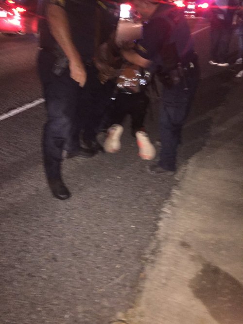 autieblesam:takingbackourculture:xemsays:#FreeDeray – this man was targeted for his activ