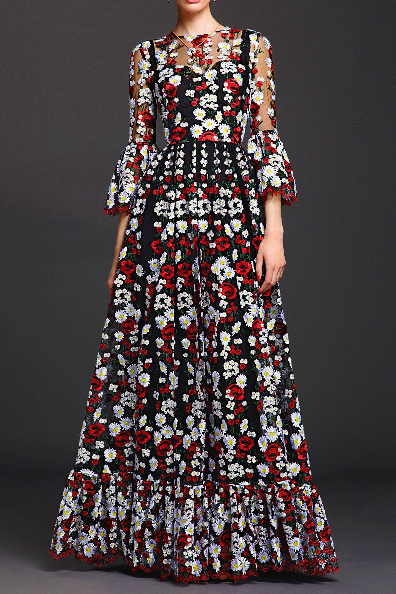 cravingfordresses:  Dolce &amp; Gabbana Sera Spring 2016 Collection 