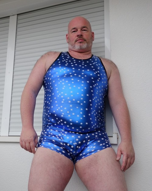 my blue shiny underwear :-)much more adult content on my fanpage:justfor.fans/bear_ingowelcome!