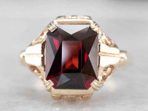 allaboutrings:Vintage 10k Gold Garnet Ring