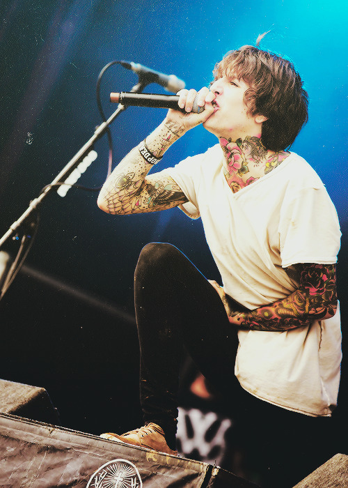 refuse-to-surrender:  Bring Me The Horizon - Oliver Sykes.