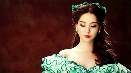 “ Seohyun as Scarlett O'Hara
”