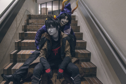 paco-soft-taco: oo ;E; Karkat is circusdreamerr and im gamzee coat tier designs by blackoutballad  p