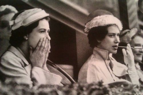 Queen Elizabeth II and Princess Margaret at the races