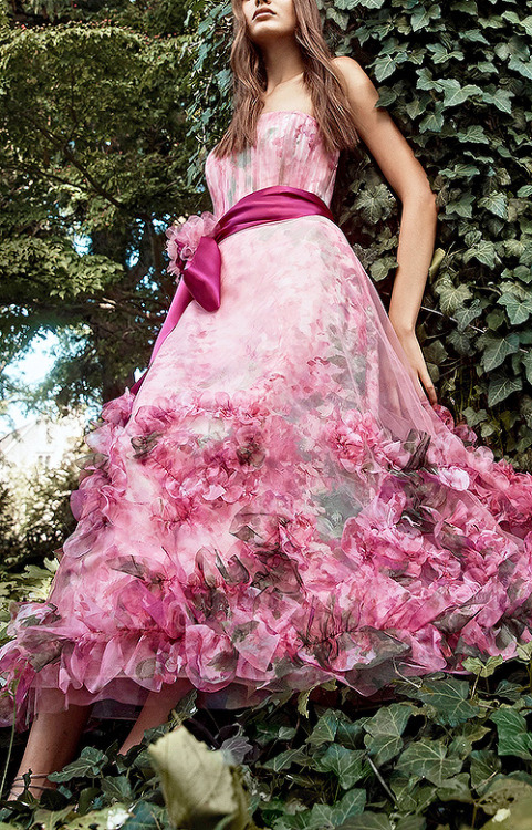 evermore-fashion:Marchesa Notte Spring 2020 Ready-to-Wear CollectionWardrobe for Vana’s maiar