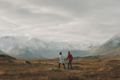 azabocheni-mindiko:  heimaland:  . (by joannablu kitchener)  ϟ 