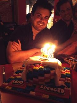 alice-tellmesomethingtrue:  Happy day of birth to @TheSpencerSmith!!!! Awesome cake by @LindaIgnarro 