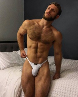 wrestlingheel:  Scruffy hairy jobber meat ready for his bed match