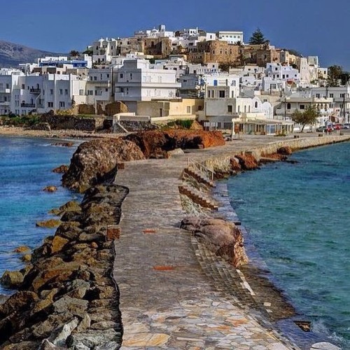 The road to paradise ☀️ #greece #naxos #greekislands #live #love #travel #passion #bucketlist #amazi