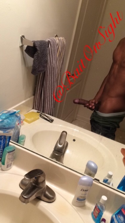 baitonsight:  (Quezz)🍭 Request 🍉💦💦💦💦 Can you ride thick thangs 😋💦🙊 