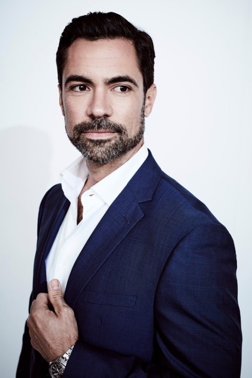 burningtacozombie:Danny Pino photoshoot during the 2018 Summer Television Critics Association Pres