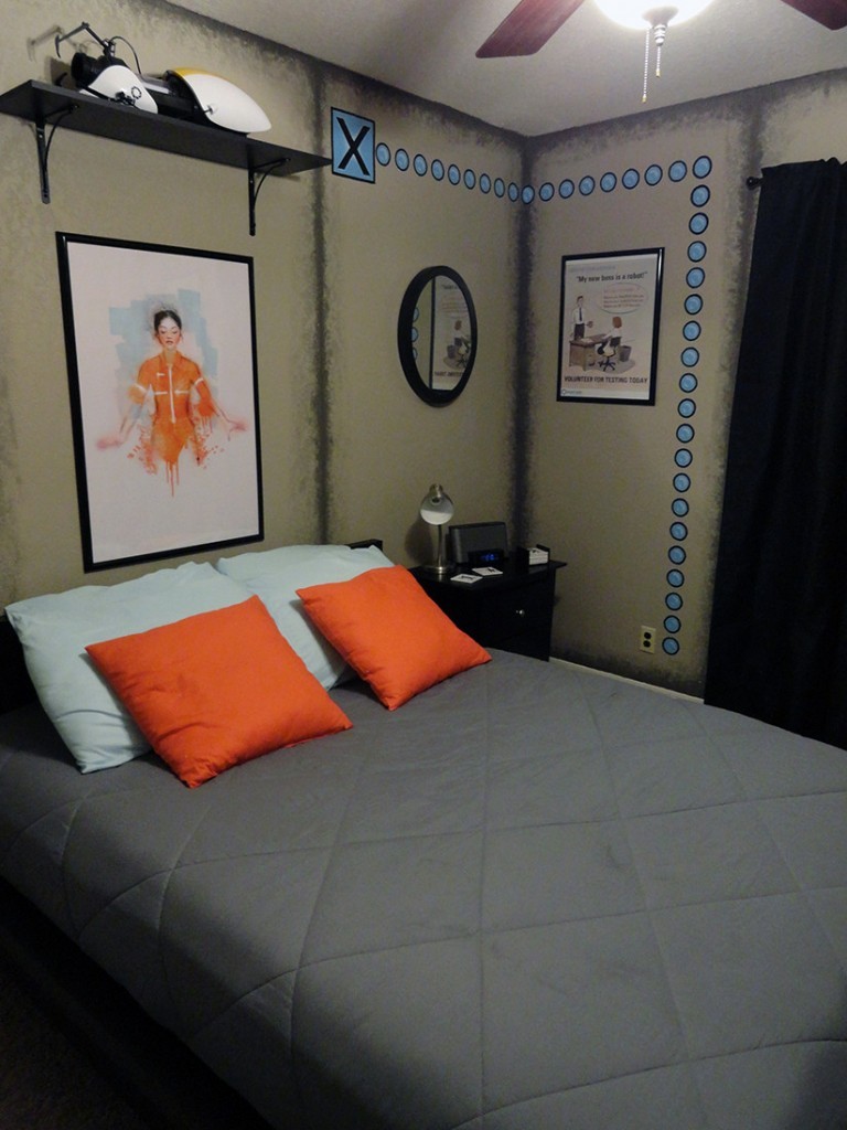 pxlbyte:  Portal Bedroom Not only is this an awesome project, but the creators walk