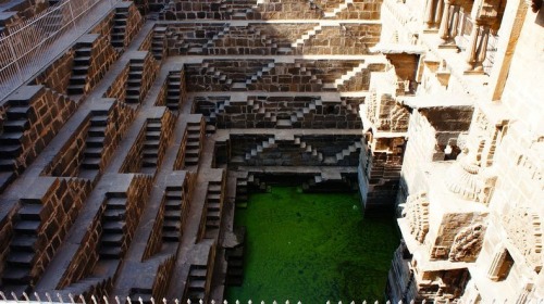 historyandmythology:Chand Baori located in India, was built during the 8th and 9th centuries and has