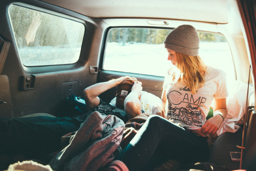 earthil:  travel, love, live