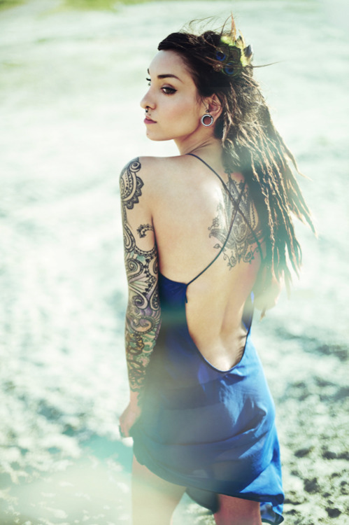 ohmygodbeautifulbitches:  Lessaa