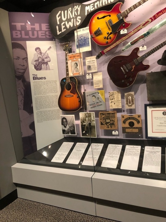 Cleveland Rock and Roll Hall of Fame part porn pictures