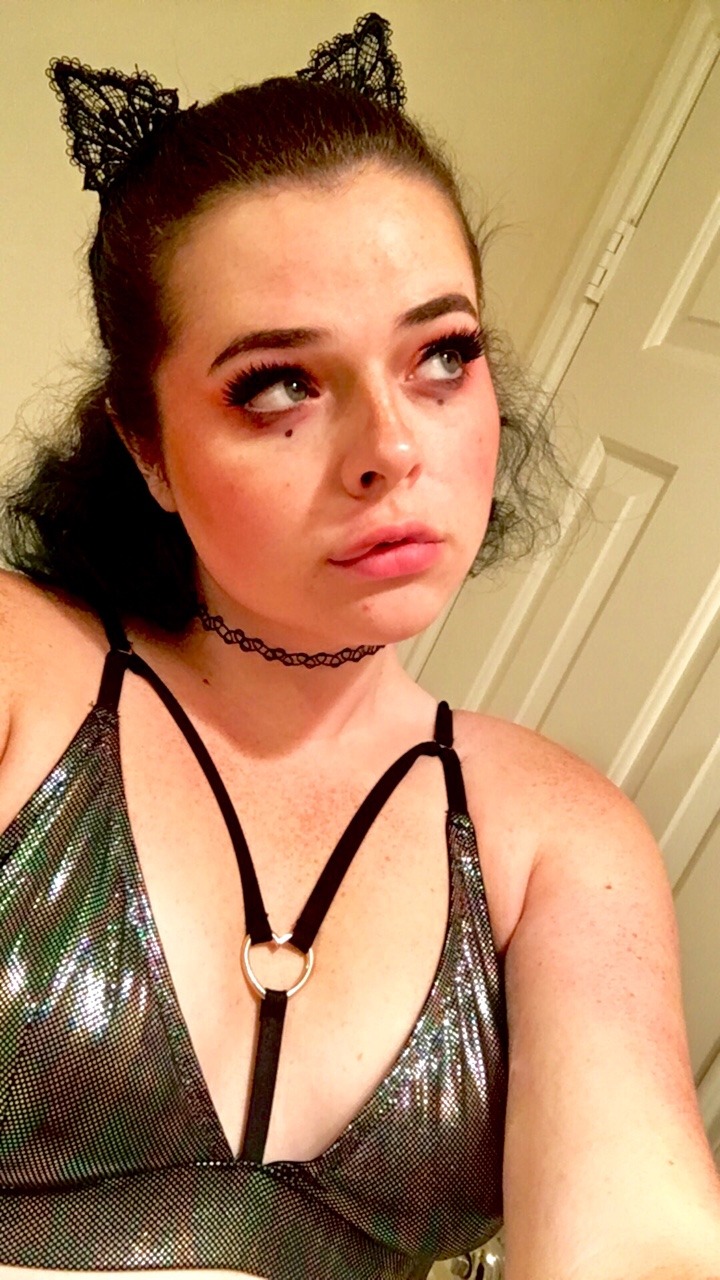 caily-thecat:  New bralette!