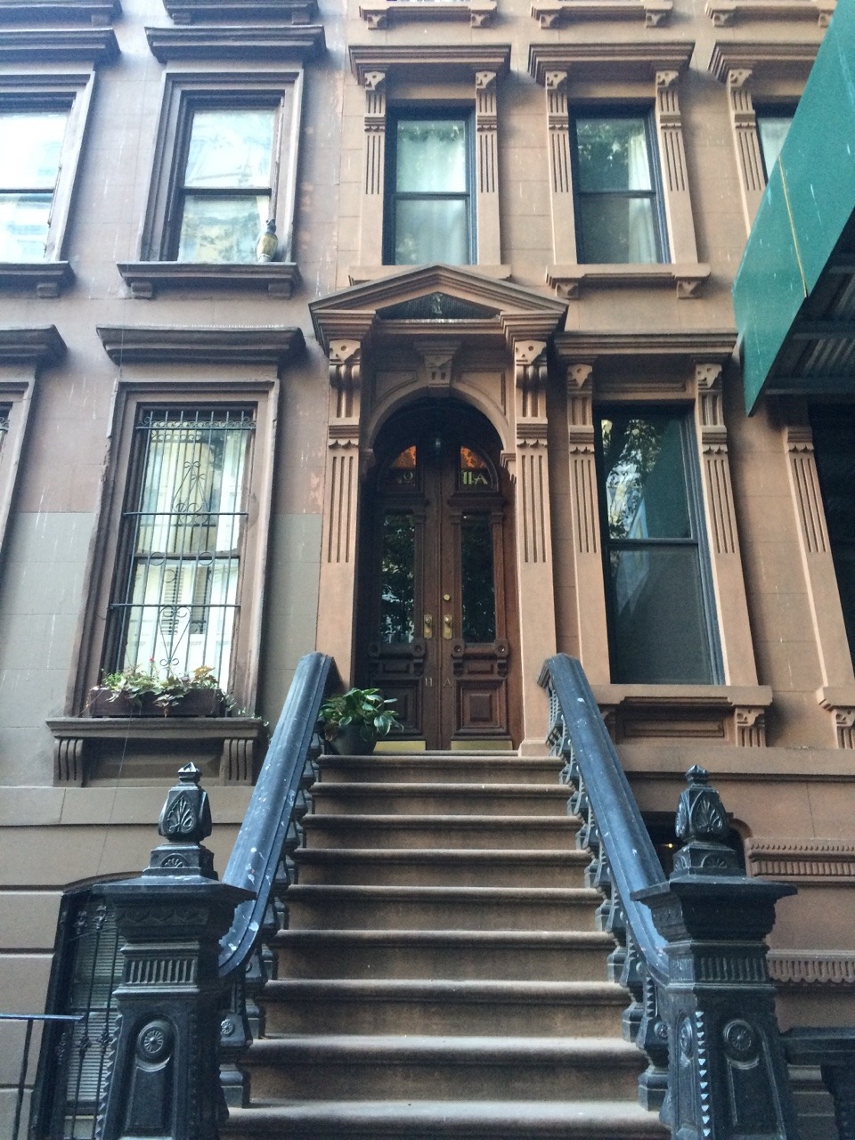 peelawaythetoplayer:  Fort Greene / Brooklyn.
