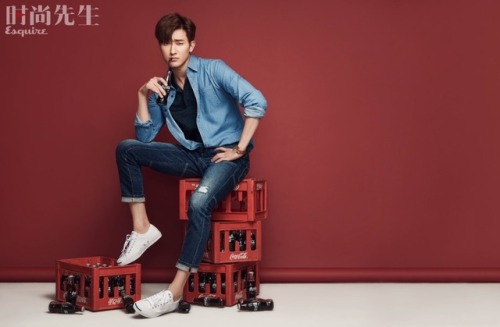 Zhoumi (Super Junior-M) para OK! celebrity.