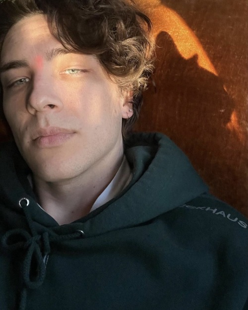 stanvogel: Cody Fern > 29.01.22